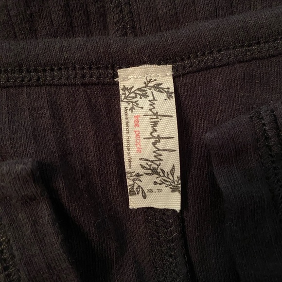 Intimately Free People Black Long Sleeve Ribbed V-Neck Henley Top. Size XS. - Picture 6 of 7